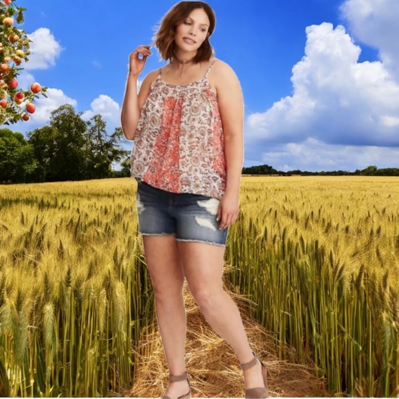 Torrid Chiffon Paneled Cami Size 00 - Picture 2 of 10